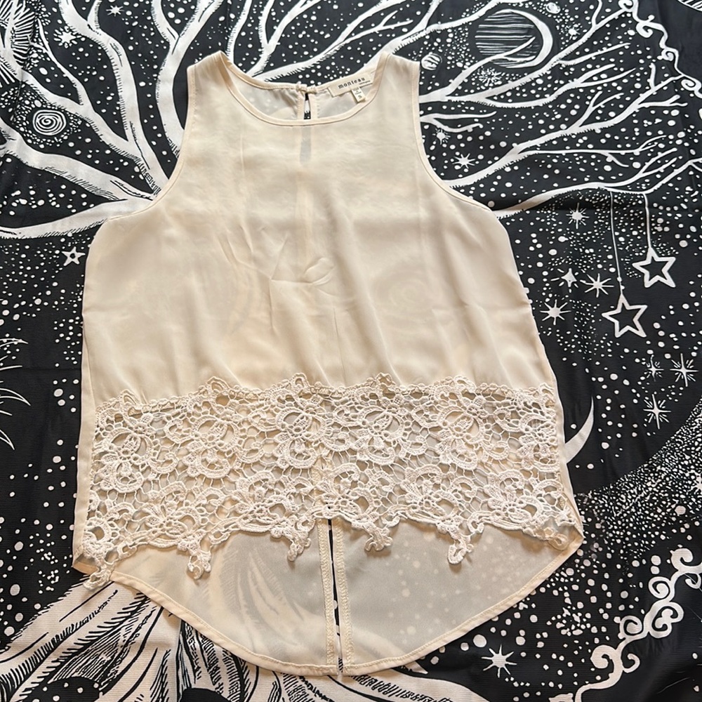 Monteau cream white laced top boho style size S small